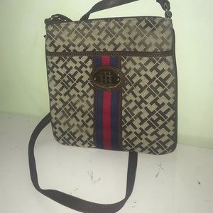 Tommy Hilfiger crossbody